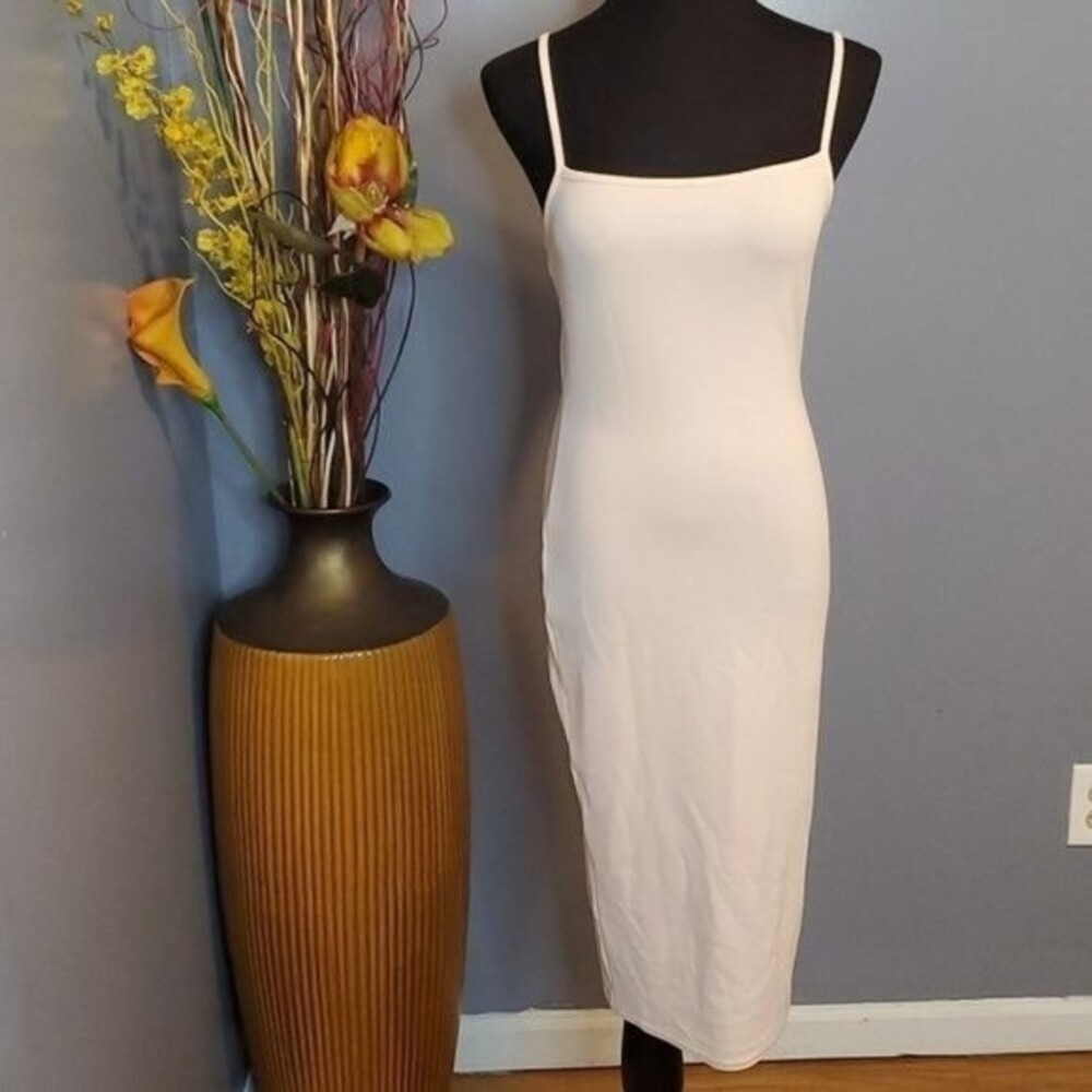 Missguided Spaghetti Strap Nude Bodycon Dress Size 6 NWT